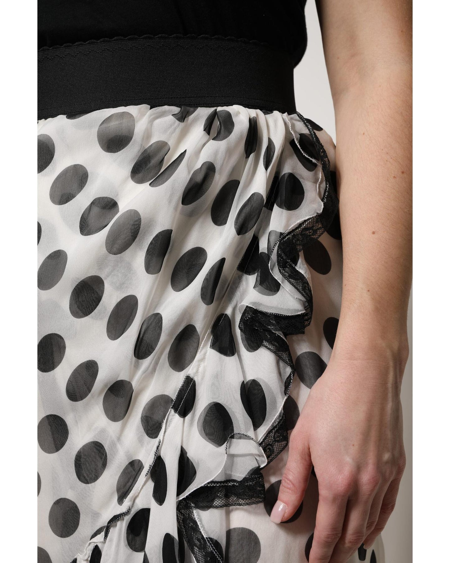 Dolce & Gabbana Women's White Black Polka Dots Knee Length Skirt - 40 IT